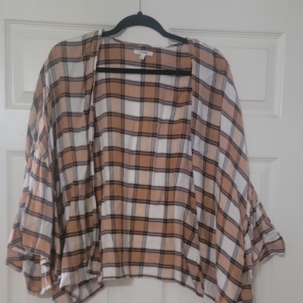 Maurices Plaid Open-Front Kimono in Cream and Tan